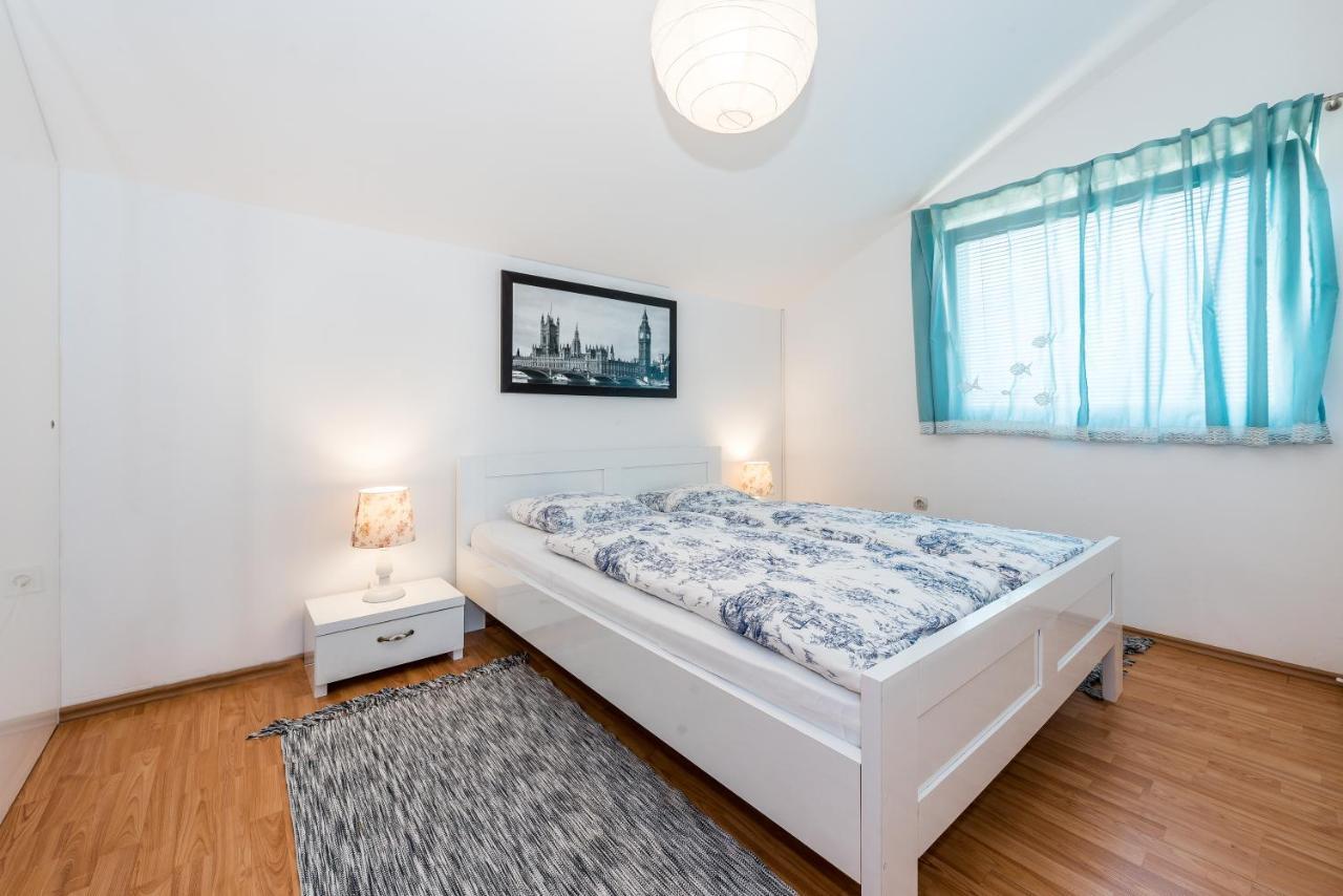 Apartman Karla Mara Ana Ivan & Jo Srima Kültér fotó